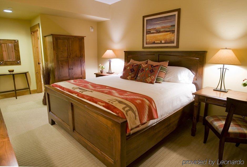 The Lodge At Bronze Buffalo Ranch Victor Room photo